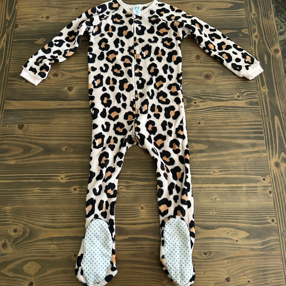 Kids PJ PLACE Leopard Print Fleece Footie Pajamas Beige Black Size 4T